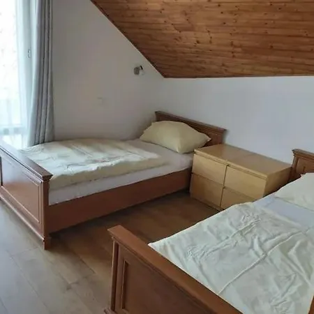 Hullam Apartmanhaz Апартаменты *